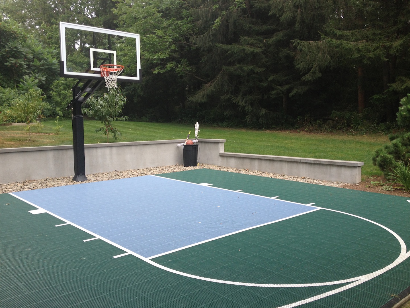 Platinum Basketball System Belongs In The Backyard Basketball