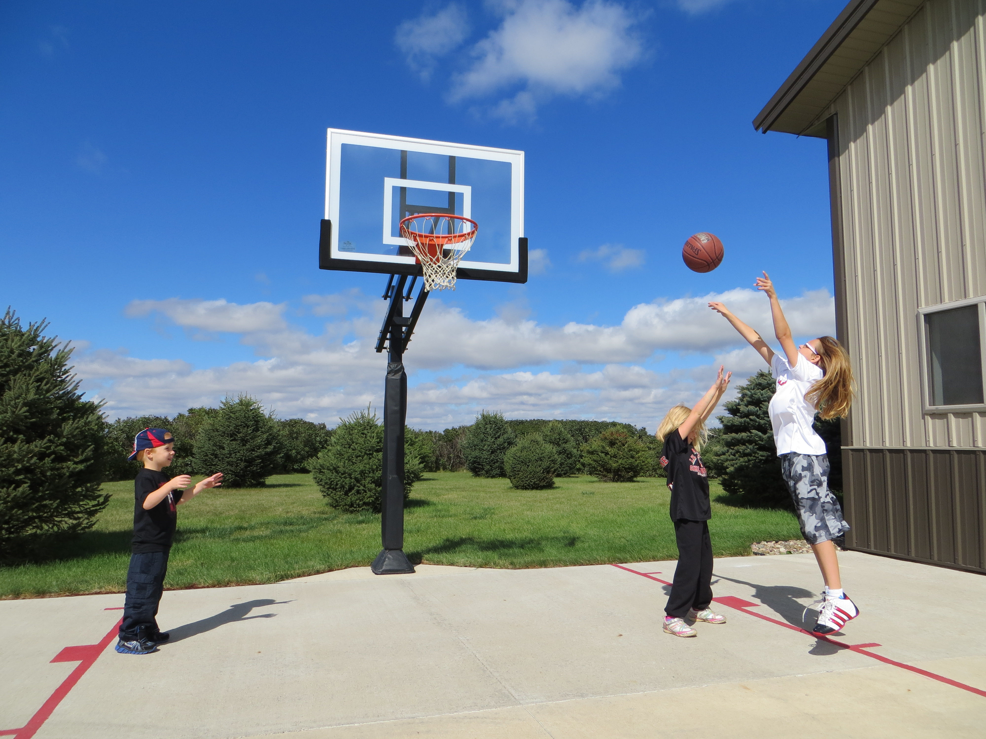 Their kids really enjoy playing basketball with the Pro Dunk Hoop.